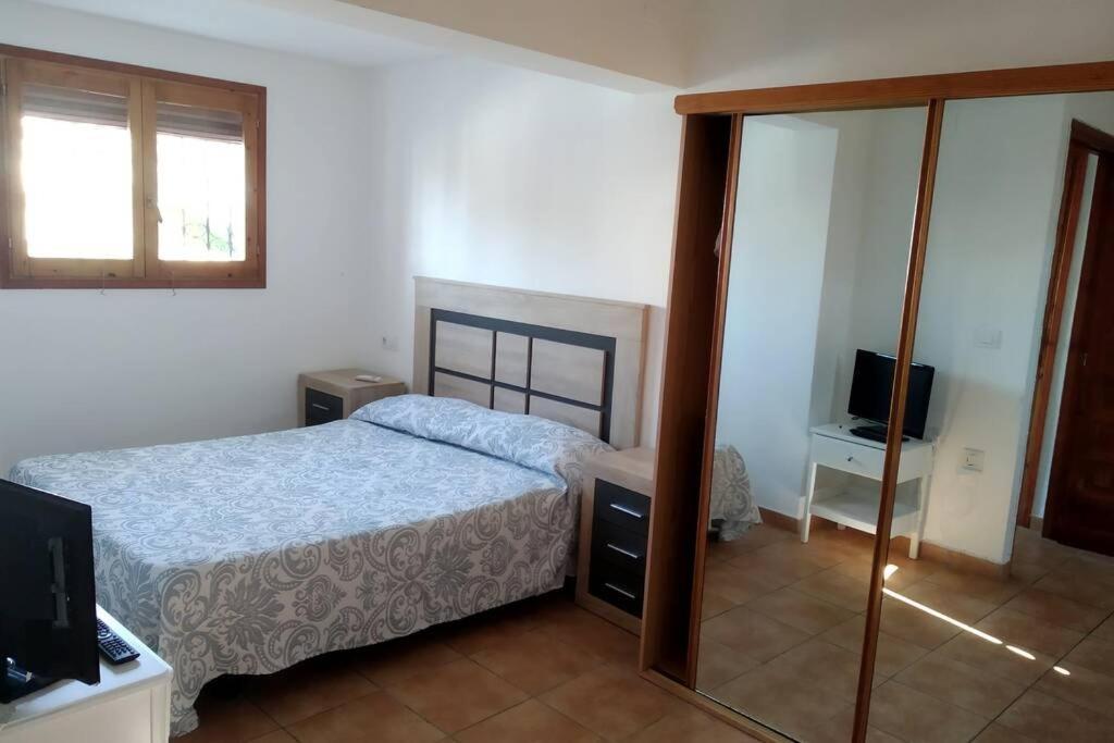 Апартаменты Apartamento Duplex. Muy Tranquilo. Terraza Y Bbq Дения Экстерьер фото