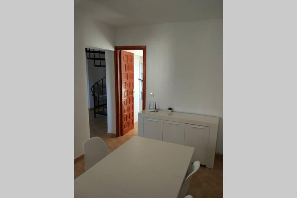 Апартаменты Apartamento Duplex. Muy Tranquilo. Terraza Y Bbq Дения Экстерьер фото